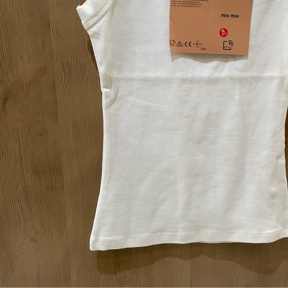 Miu Miu White Ribbed Logo Tank - Picture 5 of 6